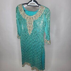 Shalwar Kameez 3 pcs Suit Pakistani / Indian Suit Medium